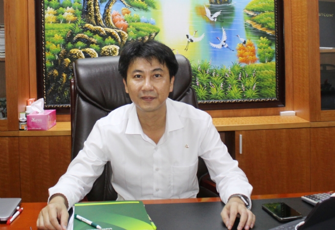 Vietcombank Vinh Long Promoting Role of Capital Supply of the Economy