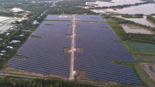 Hau Giang Solar Power Plant officially achieves Commercial Operation Date (COD)