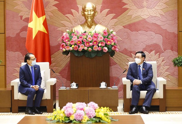 Vietnam gives high priority to relations with Cambodia: top legislator