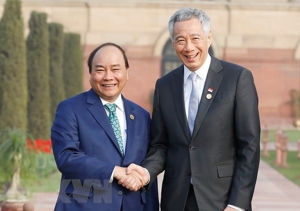 Singaporean media highlights President Phuc’s visit