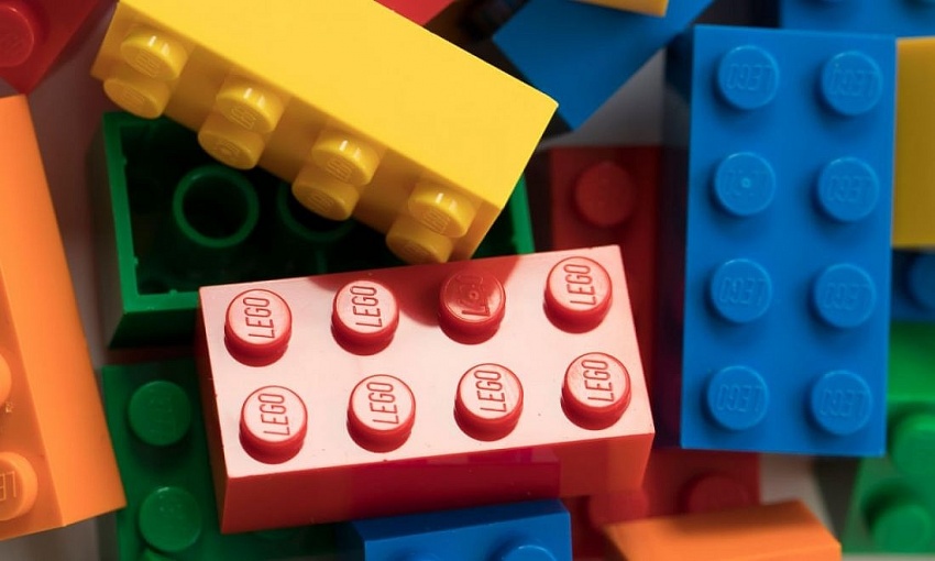 Binh Duong commits to resolve land problem for Lego