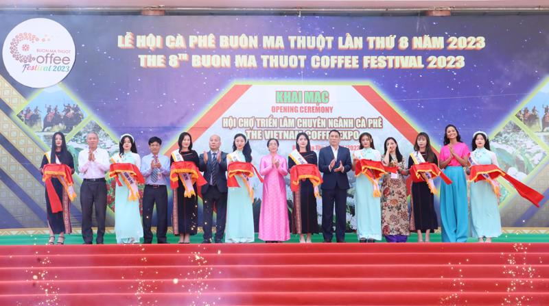 Coffee festival attracts 150 domestic and foreign companies