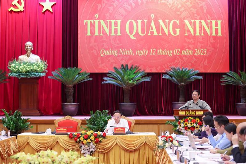 PM asks Quang Ninh to develop Mong Cai Port