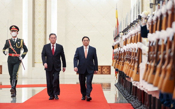 Viet Nam, China issue joint press release
