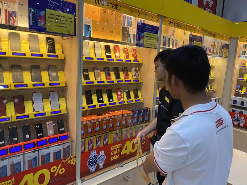 Thị trường smartphone thương hiệu Việt sẽ thế nào khi Vinsmart dừng cuộc chơi?