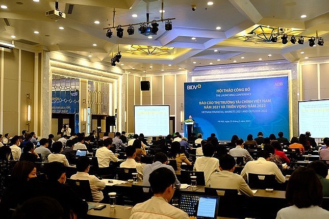 Thị trường tài chính Việt Nam năm 2021 và triển vọng năm 2022