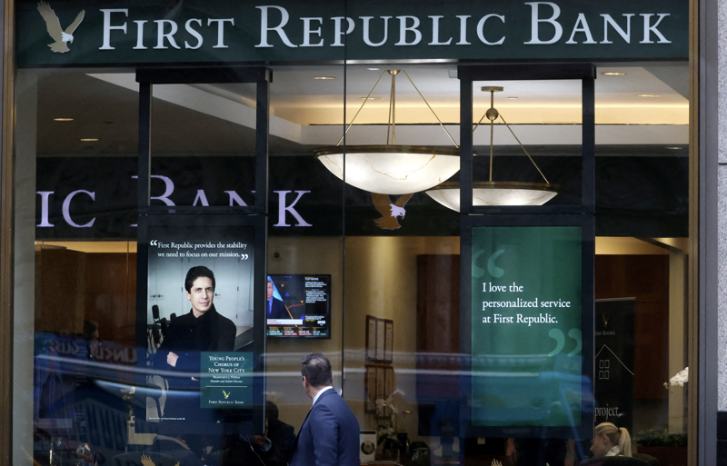Ba lựa chọn cho ngân hàng đang lung lay First Republic Bank