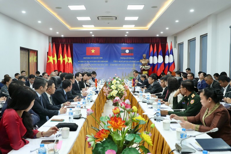 Tăng cường kết nối hai nền kinh tế, thúc đẩy hợp tác đầu tư Việt Nam - Lào